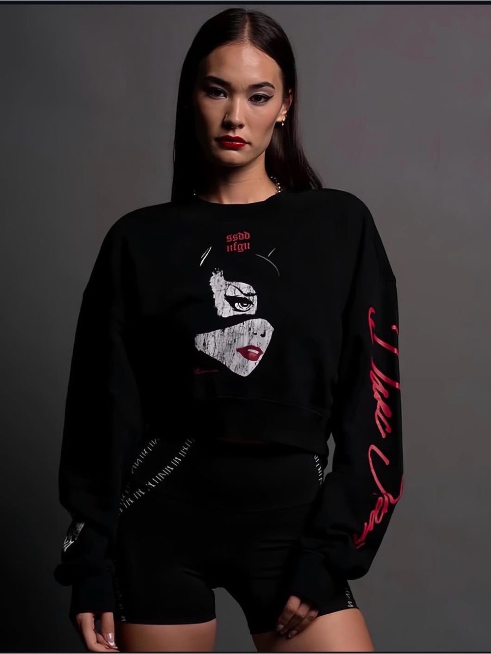 Darc Sport x Batman Catwoman I Tried To Save You Crewneck Women’s Size M NWT
